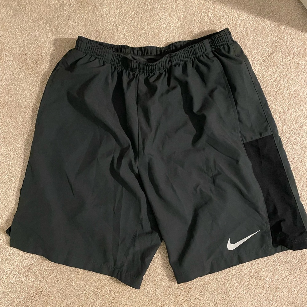 Nike Running Shorts w/ Liner